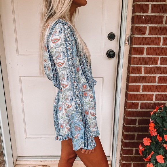 Altar’d State Blue White Paisley Stripe Romper - Picture 3 of 3